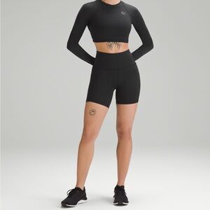 Wunder Train 6” shorts with pockets size 6